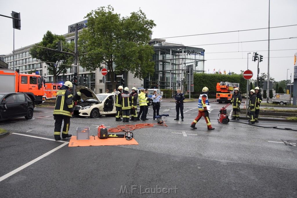 VU 3 Pkw Koeln Deutz Am Messekreisel P039.JPG - Miklos Laubert